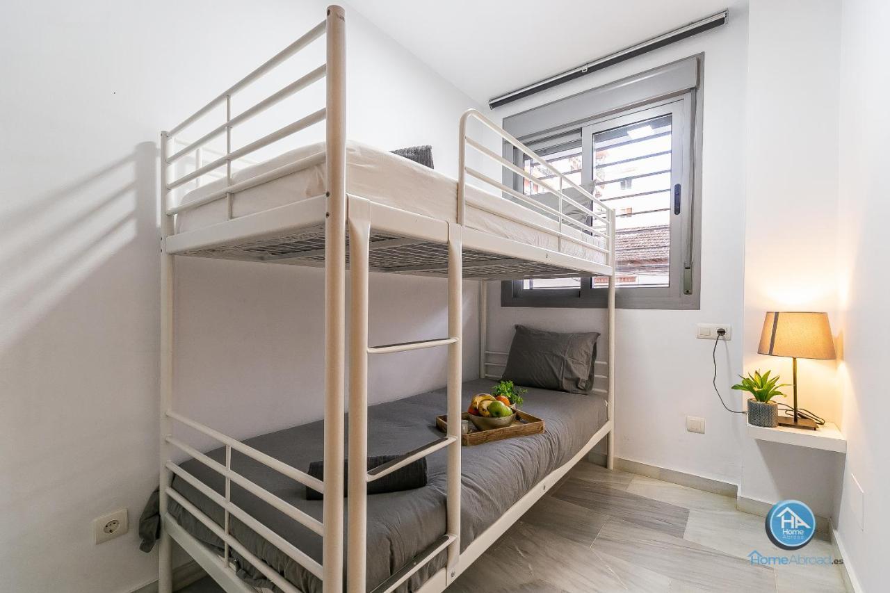 Malaga Boutique Stay - Carlos Haya Area With Parking Eksteriør bilde